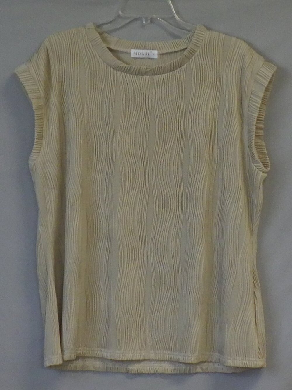 Moshu Textured Crewneck Cap Sleeve Blouse